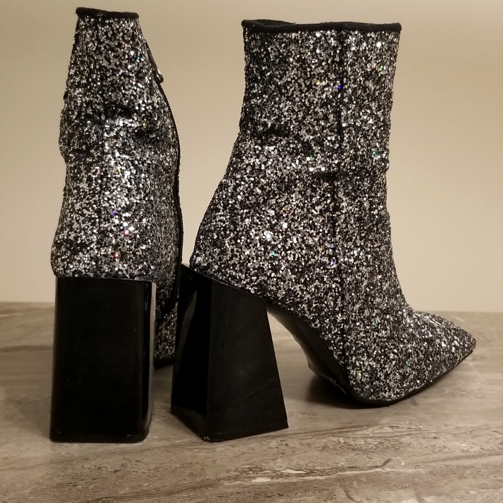L'Intervalle high block heel shoes with silver/black glitter